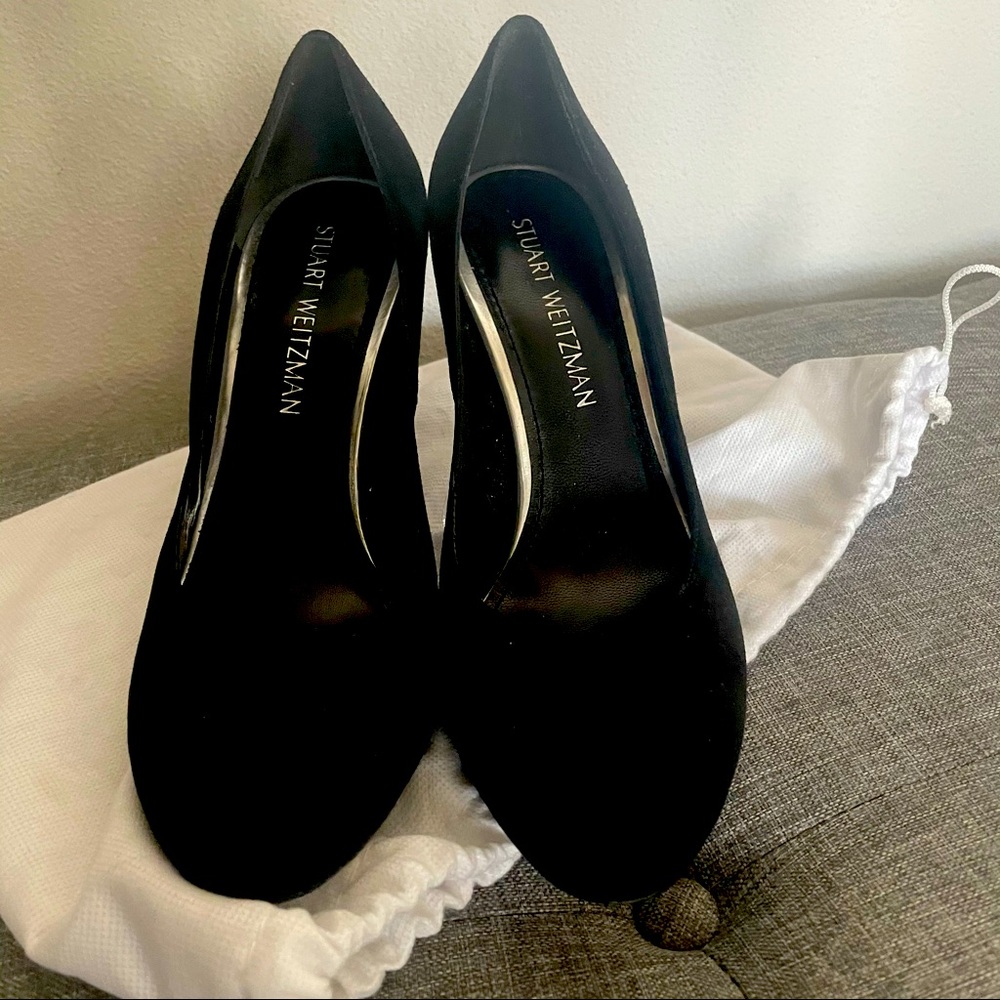 Stuart Weitzman black suede shoes worn 1x